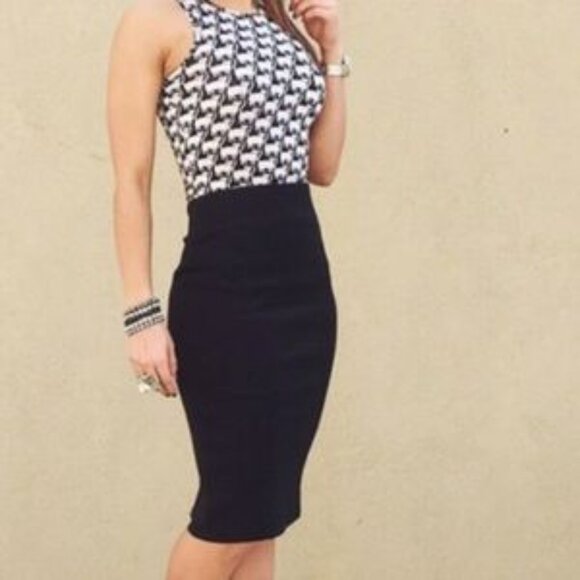Milly Black Scuba Neoprene Pencil Skirt - Picture 1 of 8